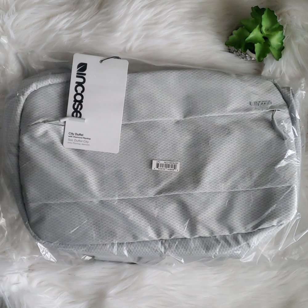 InCase City Diamond Ripstop Duffel Bag